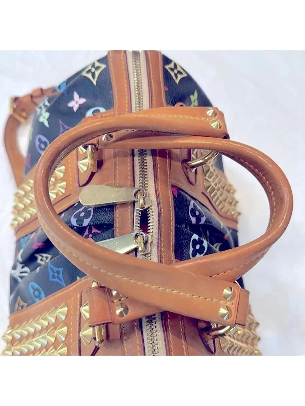 Authentic Louis Vuitton White Noir Multicolor Courtney MM bag